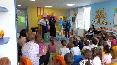 Театрално вълшебство с "Принцеса Бум Тряс" 7